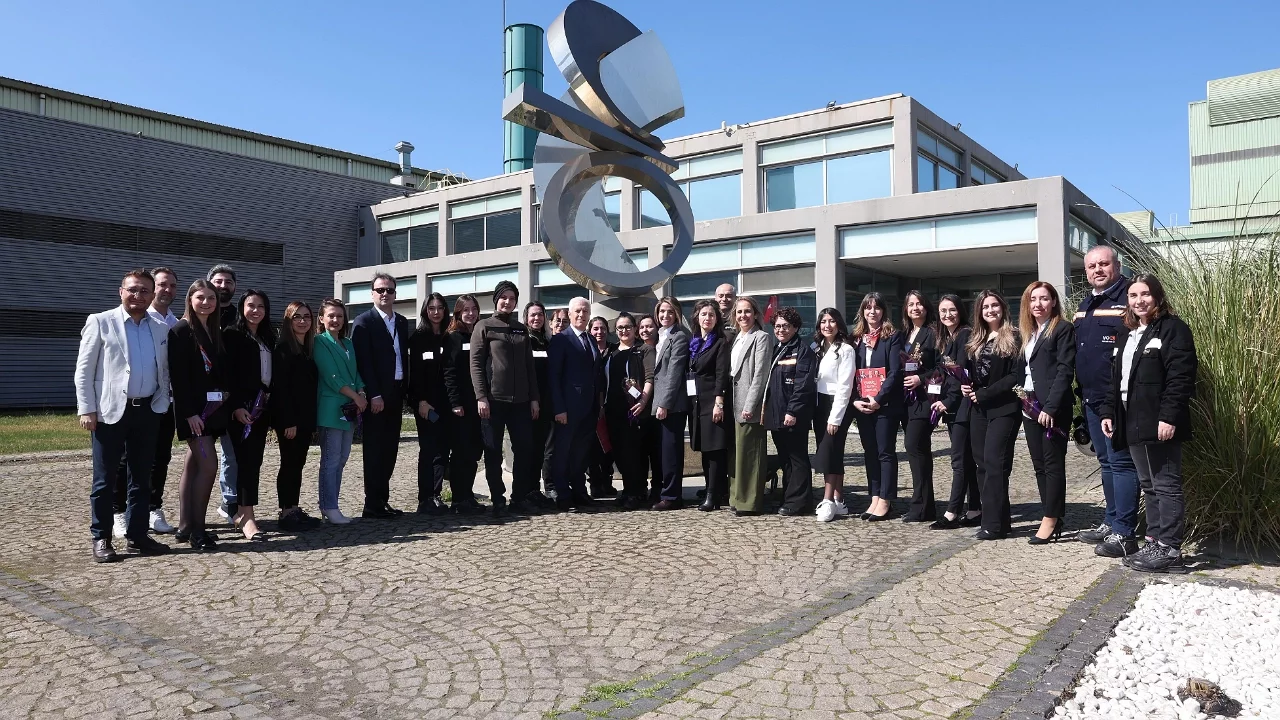 Başkan Bozbey'den kadın emekçilerine anlamlı ziyaret