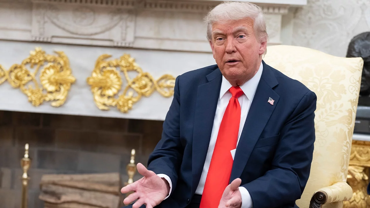 Trump'tan İran'a Hürmüz Boğazı Uyarısı