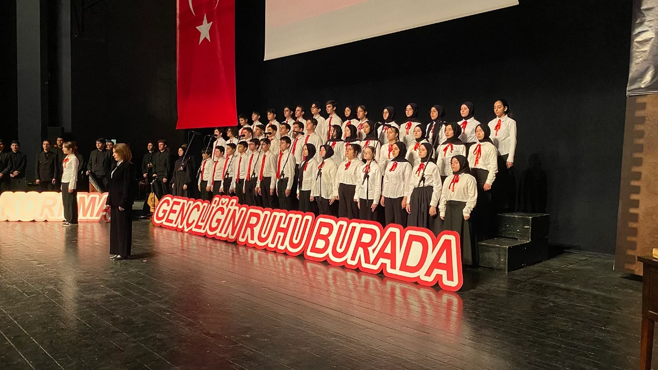 Bursa'da İstiklal Marşı'nın 105. yılı ve Mehmet Akif Ersoy anıldı