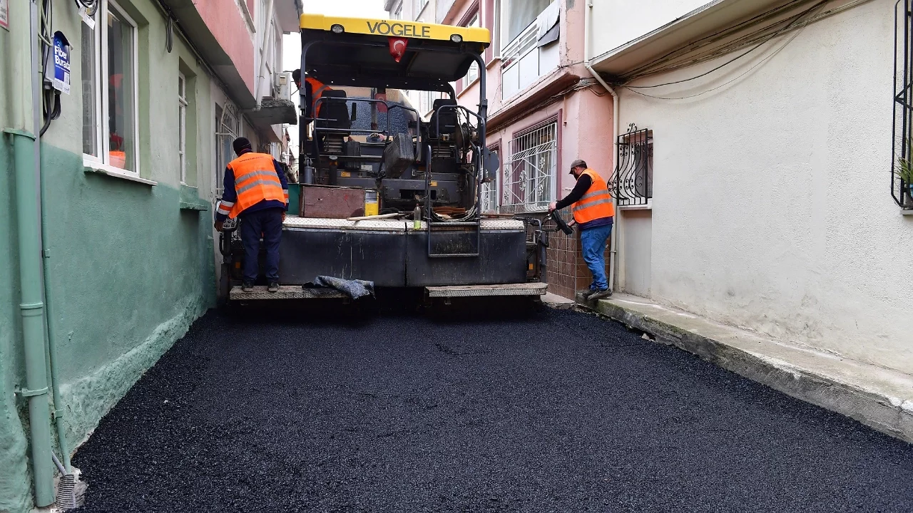 Osmangazi Belediyesi sokakları yenilemeye devam ediyor