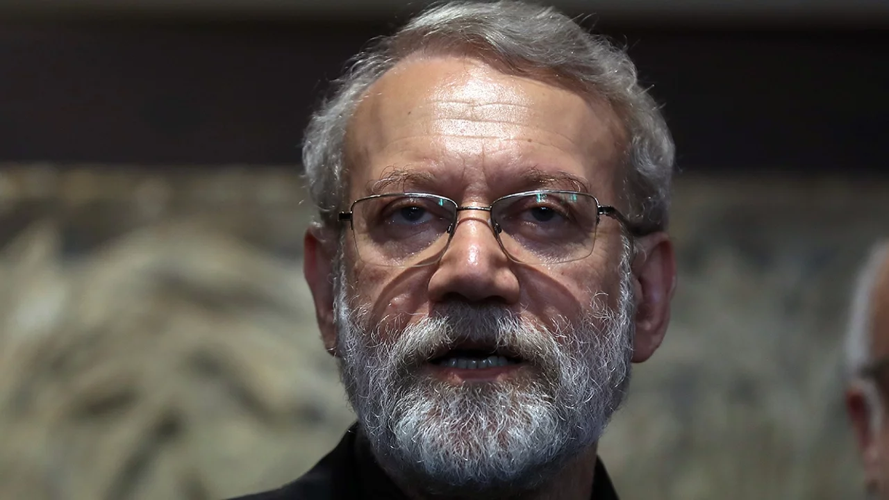 İran'dan Hürmüz Boğazı uyarısı: "Barış veya acı boğazı"