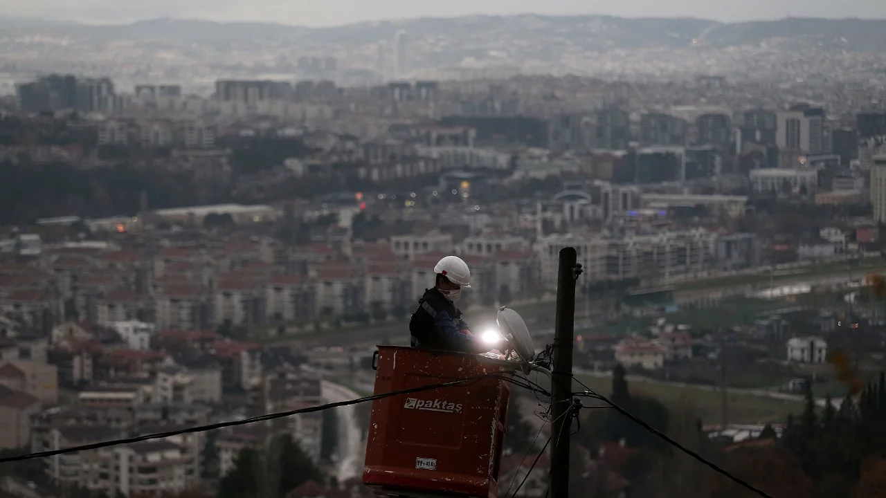 UEDAŞ'tan bayramda kesintisiz enerji mesaisi