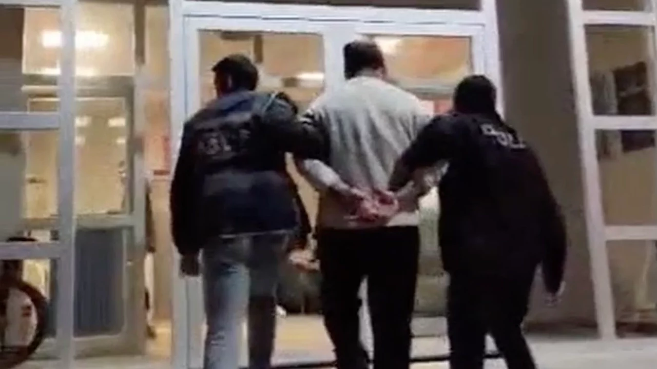 Bursa'da Hapis Cezalı 2 Firari Yakalandı