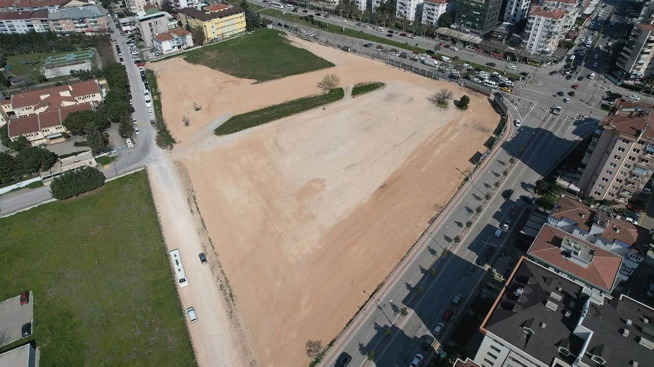 Başkan Özdemir: "Nilüfer'in kalbi ve geleceği satılık değildir"