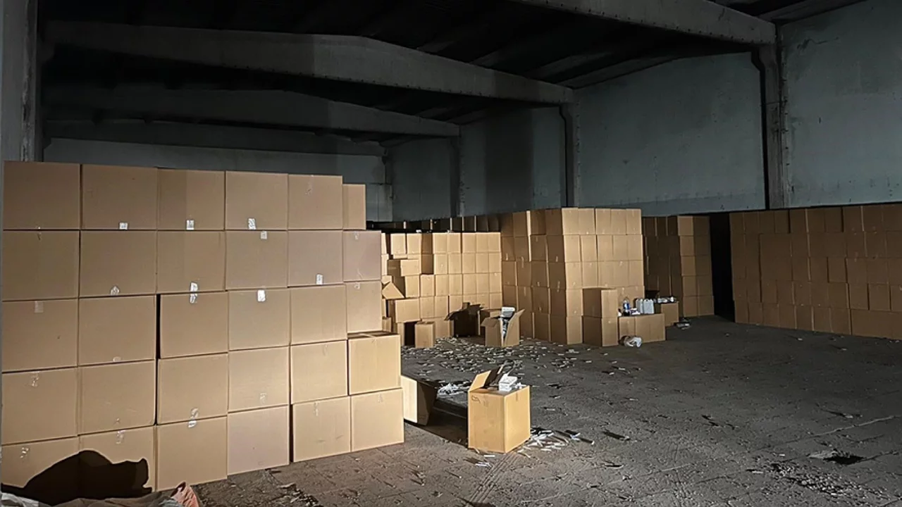 144 Milyon Gümrük Kaçağı Makaron Ele Geçirildi