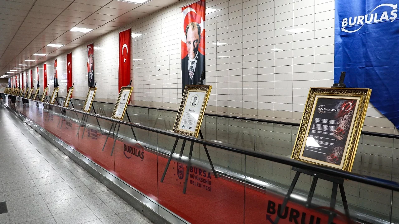 Şehit diplomatların hatırası Bursa'da yaşatılıyor