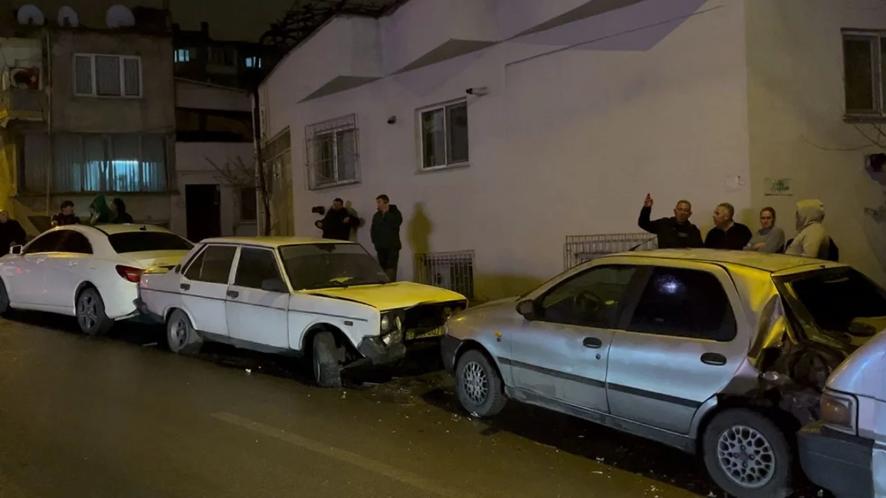 Bursa'da alkollü sürücü ortalığı savaş alanına çevirdi