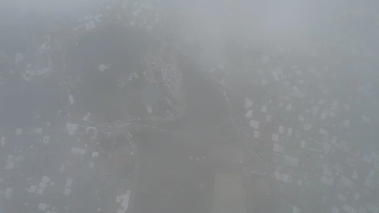 Bursa'da Uludağ'dan İnen Sis Kartpostallık Manzaralar Oluşturdu