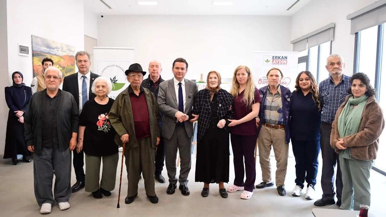 Başkan Aydın BAREM Üyelerinin Mutluluğunu Paylaştı