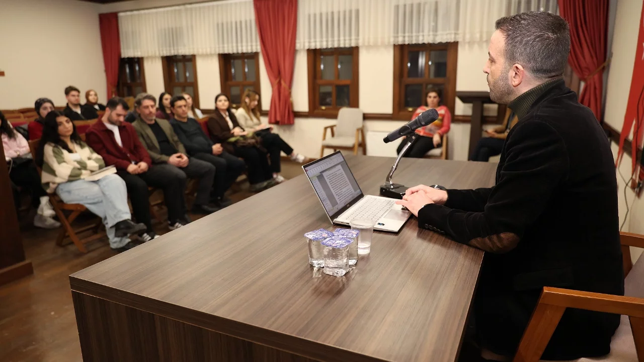 Edebiyatın Kalbi Osmangazi'de Atıyor