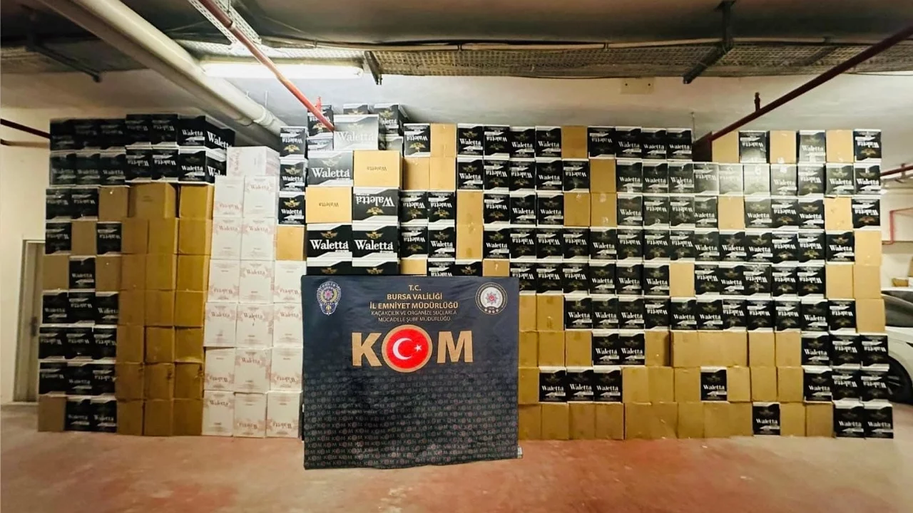 Bursa'da dev kaçak makaron operasyonu