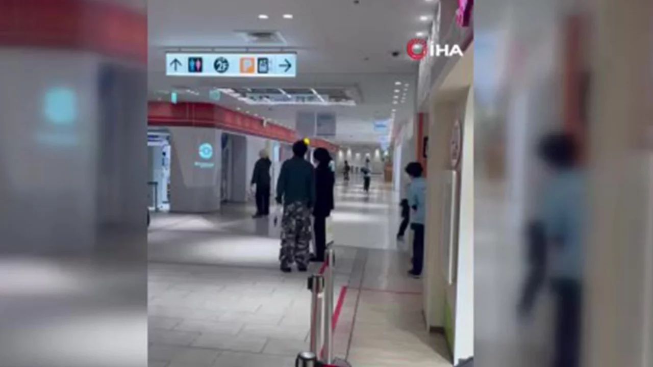 Tokyo'da AVM'de bıçaklı saldırı: 2 kişi hayatını kaybetti