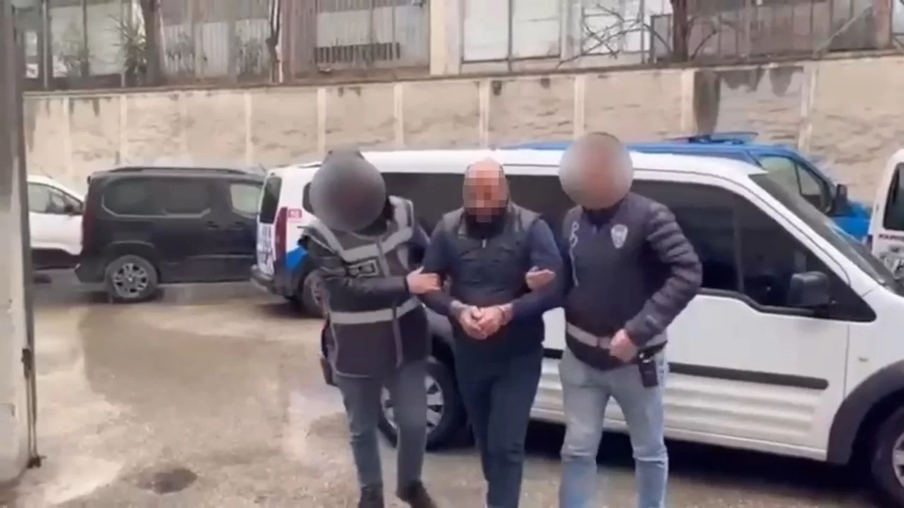 Bursa'da Kaçak Silah Atölyesine Baskın