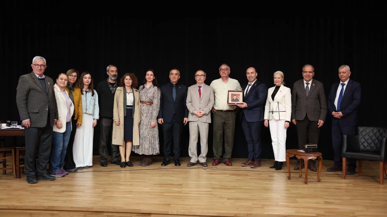 Osmangazi'de Perde Orhan Kemal İçin Açıldı