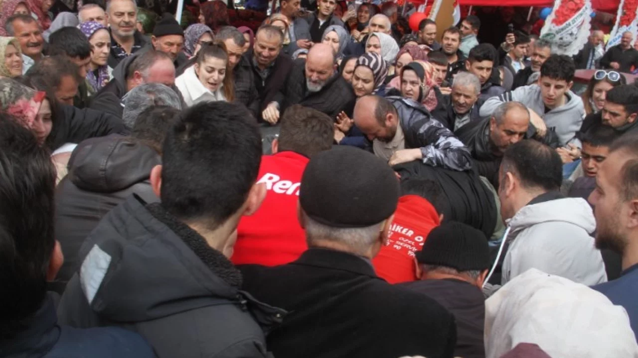 Ucuz televizyon izdihamı