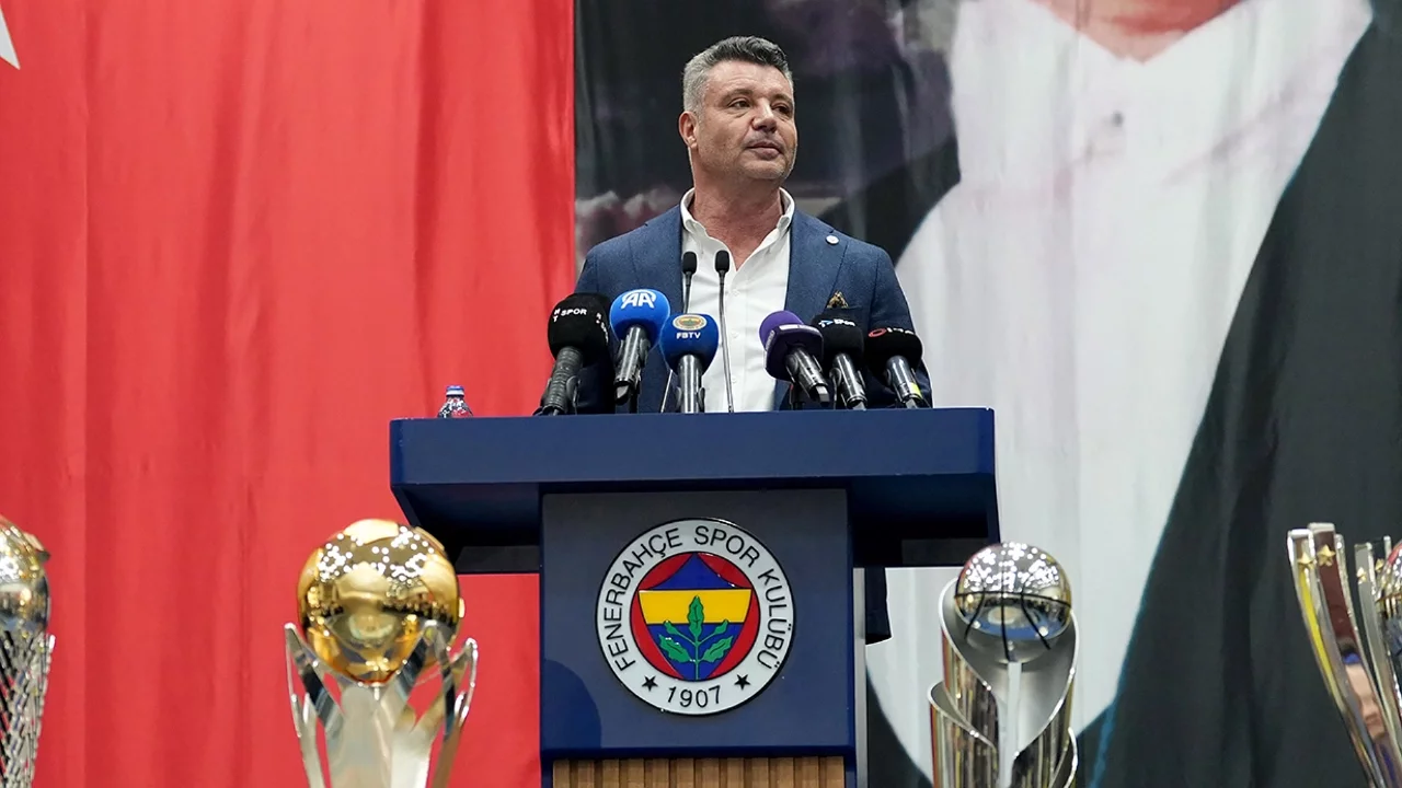 Fenerbahçe Başkanı Sadettin Saran kaza geçirdi