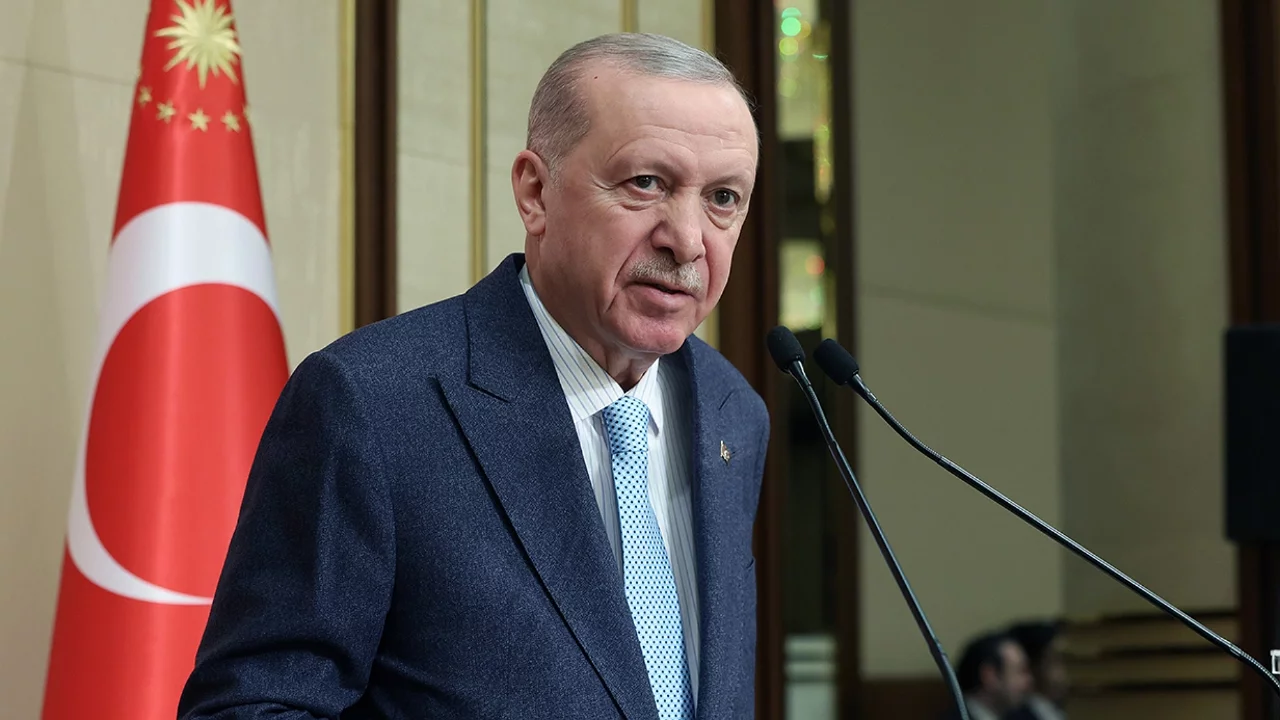 Erdoğan: "Laf Üstüne Laf Koymak Değil, Taş Üstüne Taş Koymanın Çabasındayız"