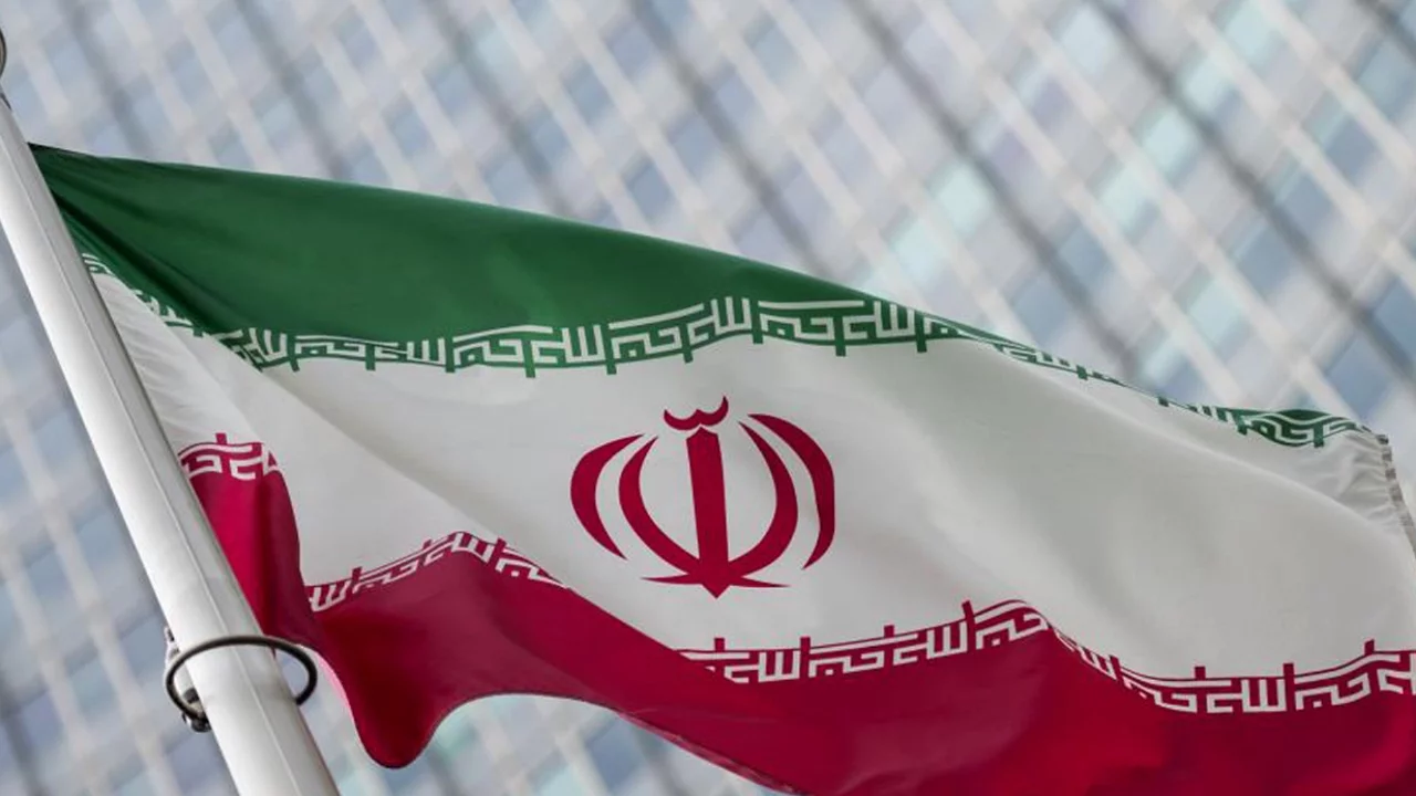 İran, Bulgaristan'a Diplomatik Nota Verdi: ABD Askeri Uçakları Uyarısı