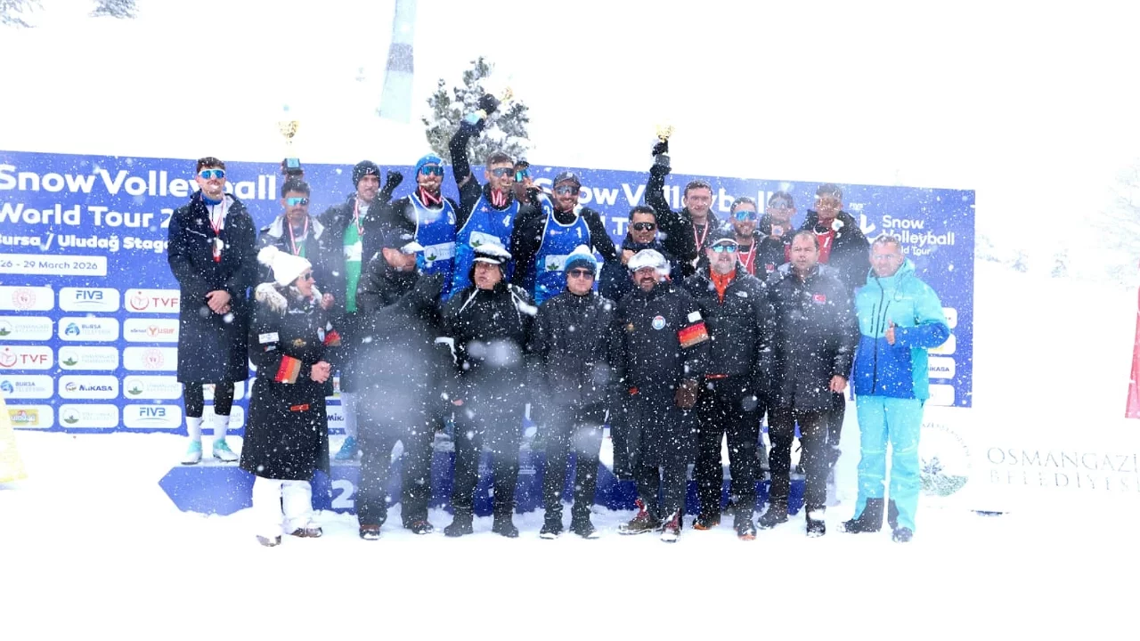 Kar Voleybolu Dünya Turu Muhteşem Finalle Tamamlandı