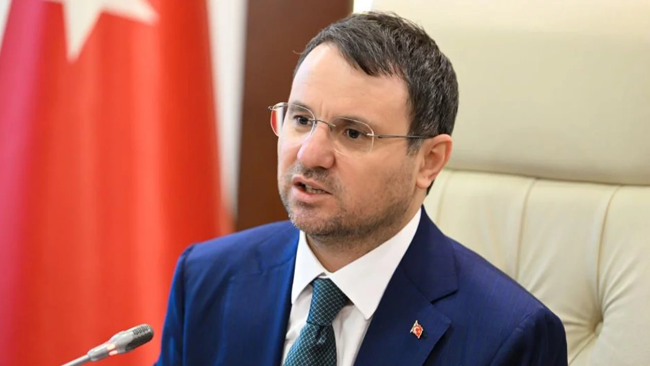 Türkiye-Hollanda hattında kritik görüşme