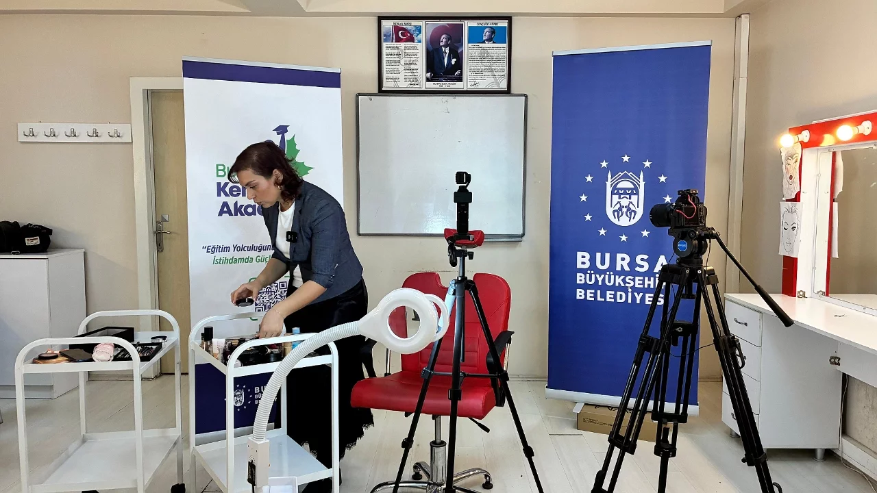 Bursa Kent Akademisinde, 'uzaktan eğitim' dönemi başlıyor