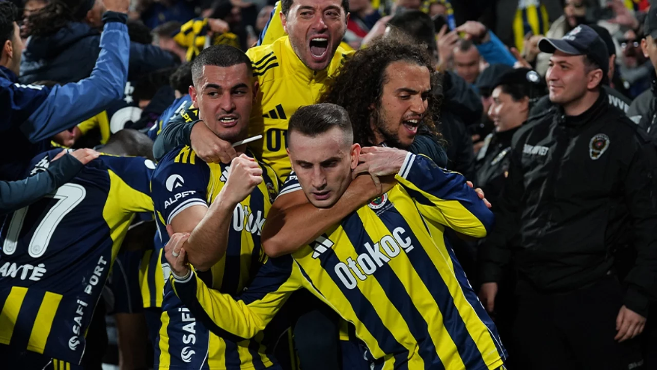 Fenerbahçe, Beşiktaş'ı Son Dakika Penaltısıyla 1-0 Yendi