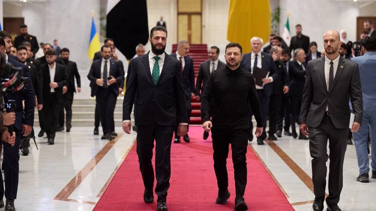 Zelenskiy: Türkiye'nin de Yer Aldığı Üçlü Görüşme Yapıldı