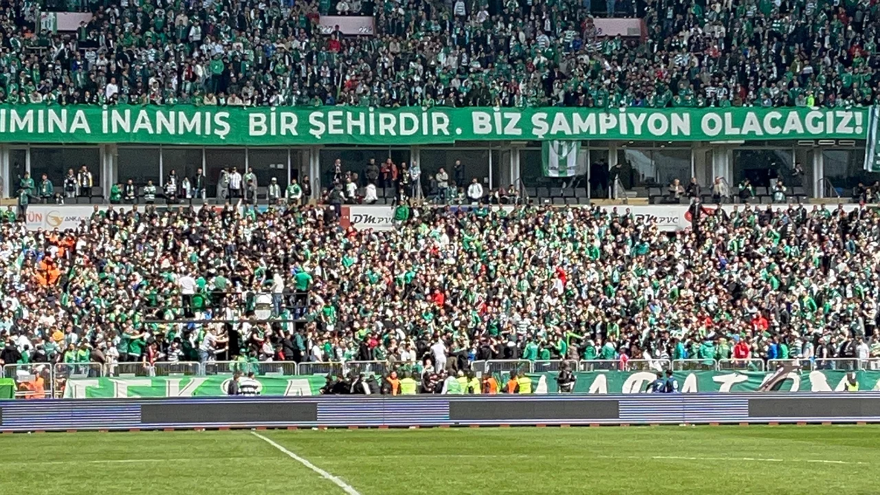 Bursaspor deplasmanda kazandı, zirve takibini sürdürdü