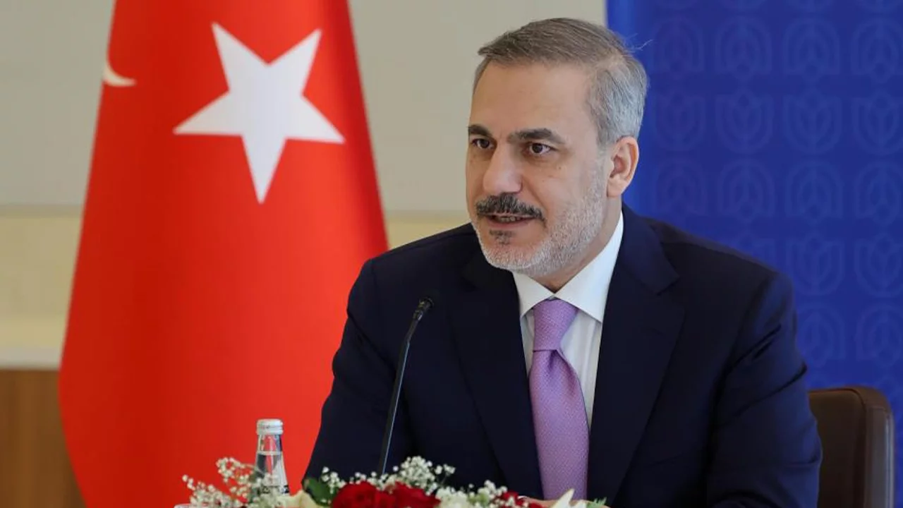 Hakan Fidan'dan İslamabad'daki görüşmelere telefon diplomasisi