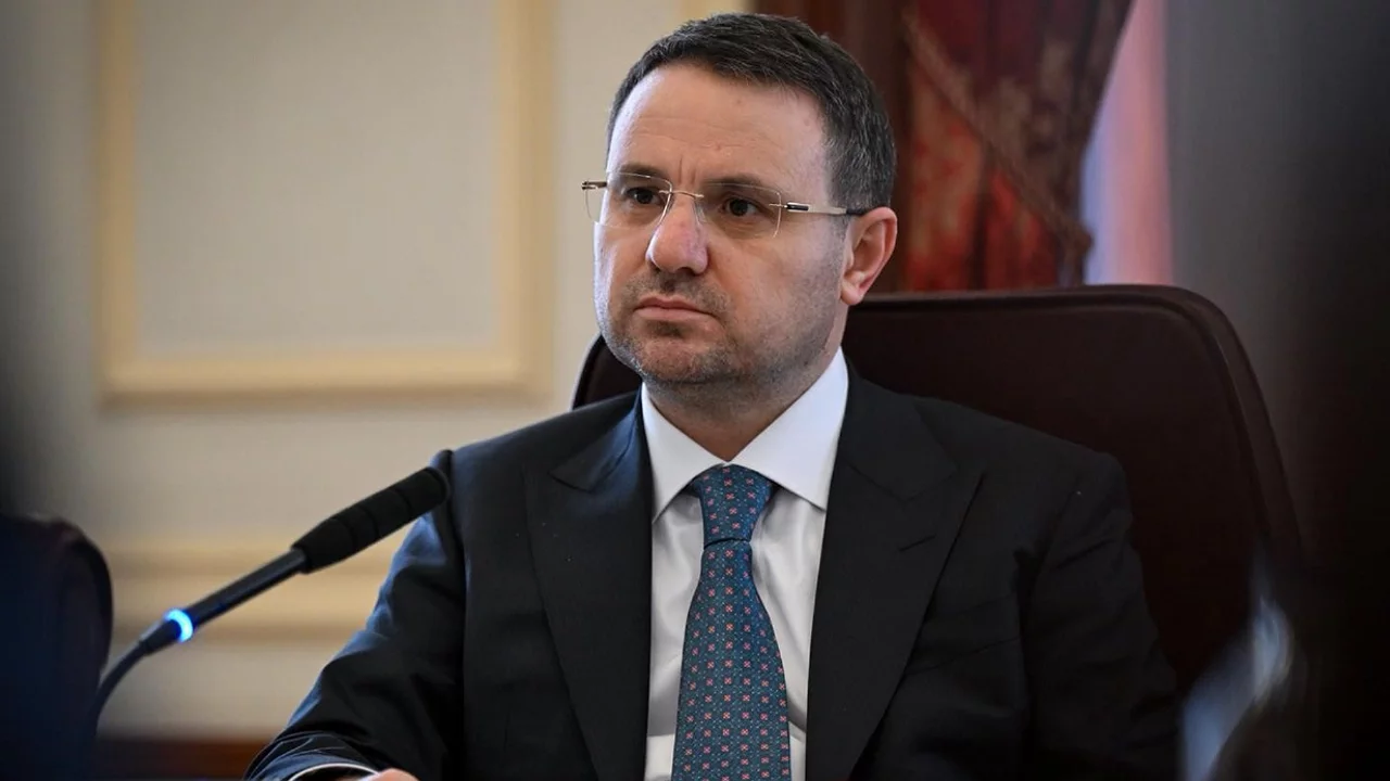 Bakan Gürlek: "119 ülkede 2 bin 707 FETÖ mensubunun peşindeyiz"