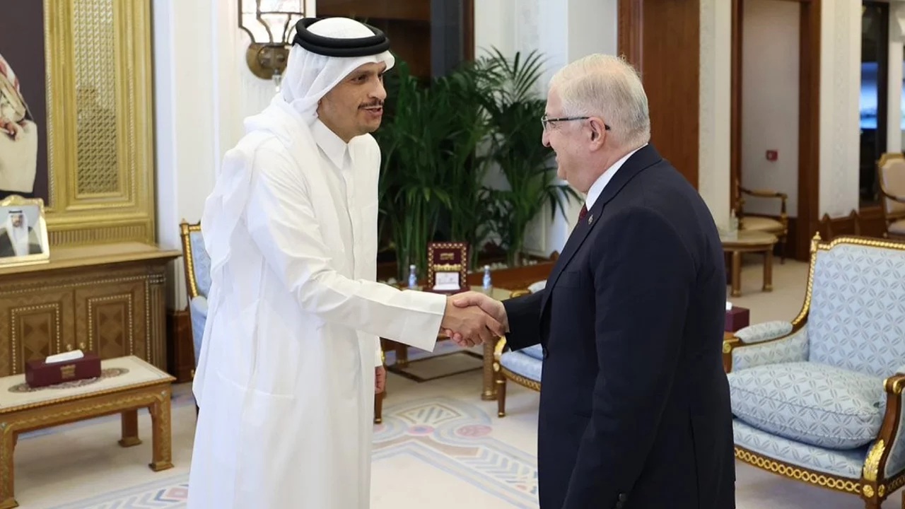 Bakan Güler, Katar Başbakanı ile Doha'da görüştü