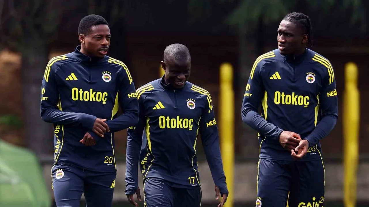 Fenerbahçe Rizespor maçı hazırlıklarını sürdürdü