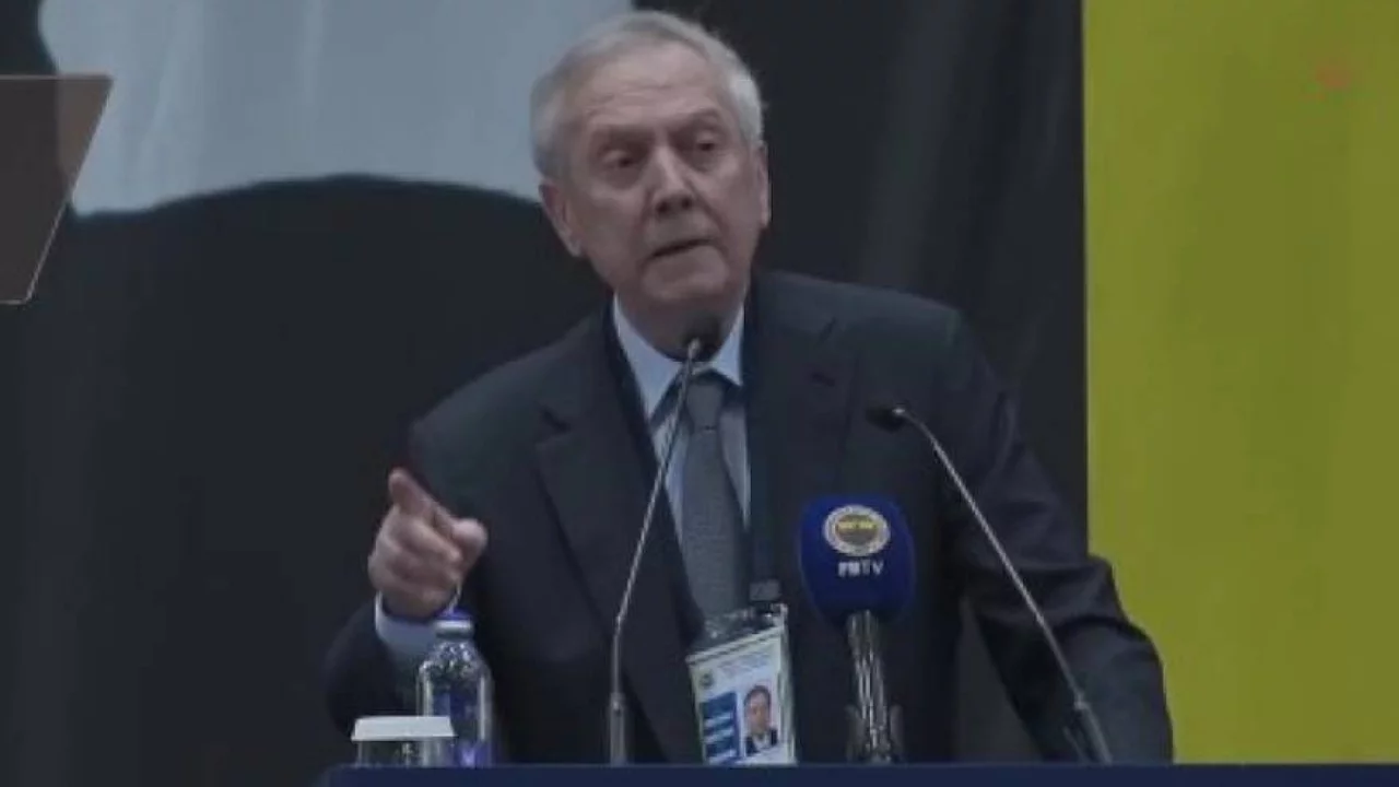 Aziz Yıldırım'dan yönetime sert mesaj: "Fenerbahçe özüne dönmeli"