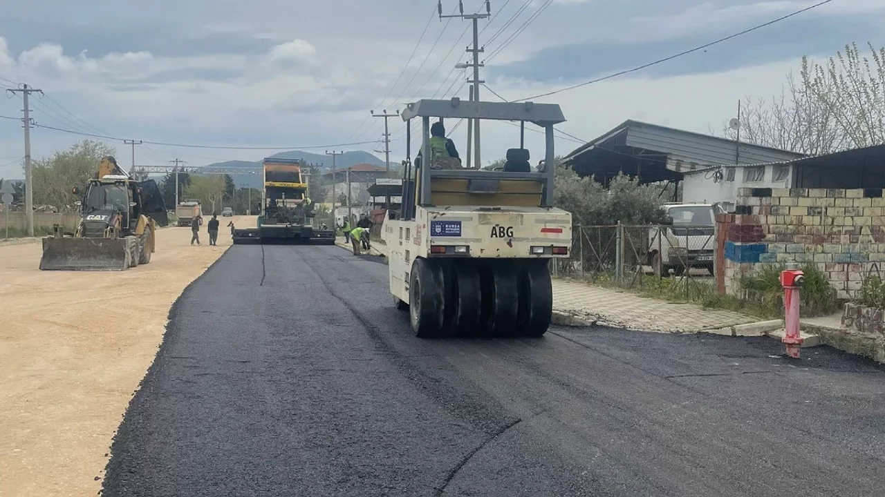 Mustafakemalpaşa'nın üstyapısı yenileniyor