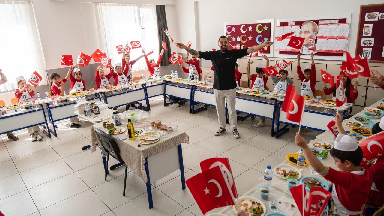 Zeytin Kültürü Minik Şeflerle Geleceğe Taşınıyor: Marmarabirlik'ten Örnek Proje