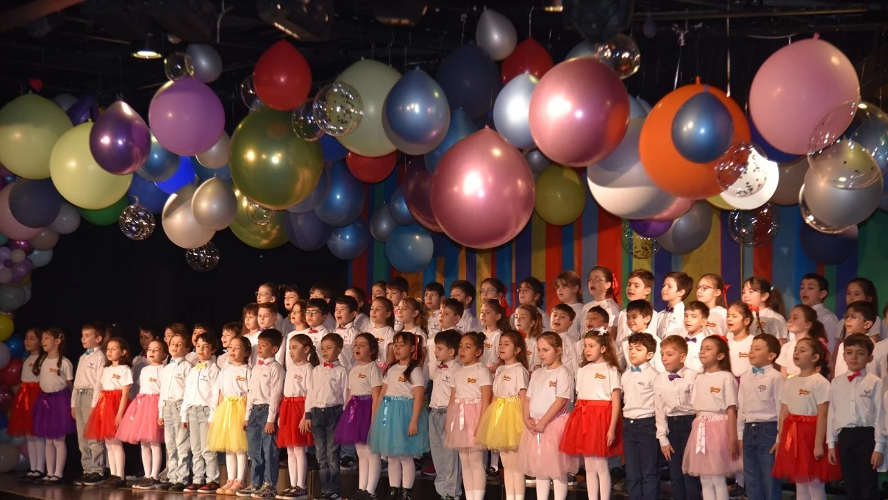 23 Nisan Şahinkaya'da coşkuyla kutlandı