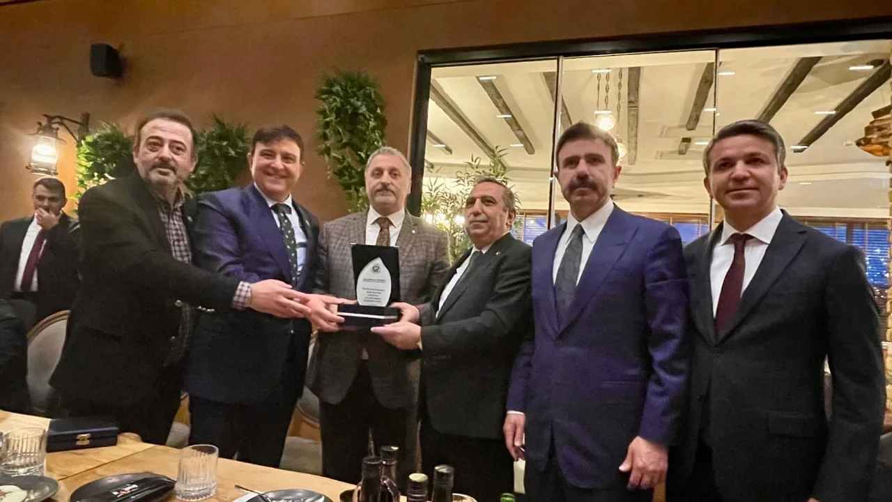 Bursa Dostluk Grubu'ndan Hüsrev'e vefa