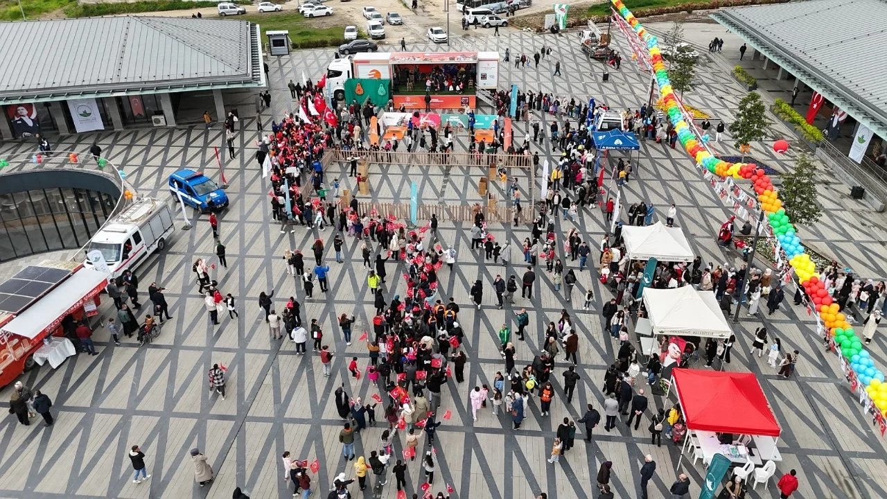 Osmangazi Belediyesi'nden çocuklara 3 gün sürecek bayram hediyesi