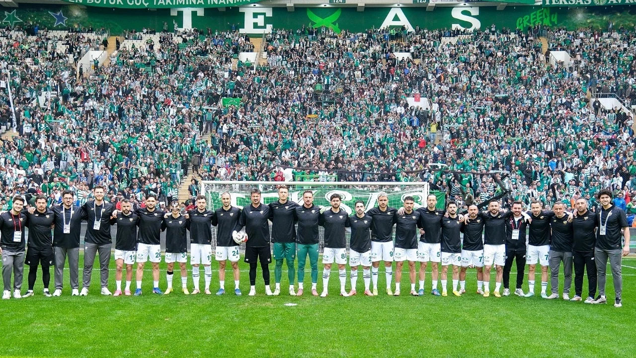 PFDK'dan şampiyon Bursaspor'a ceza yağdı