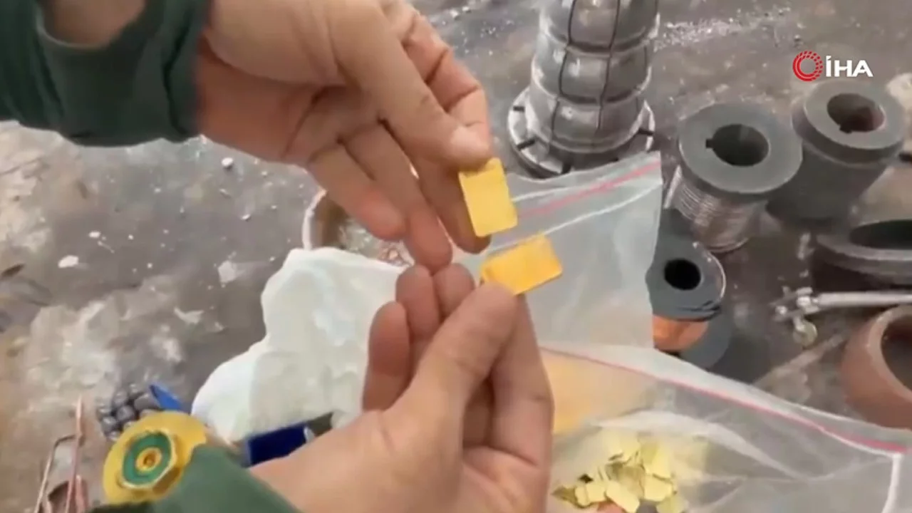 Sahte altın üretip satan şüphelilere operasyon: 8 kişi yakalandı