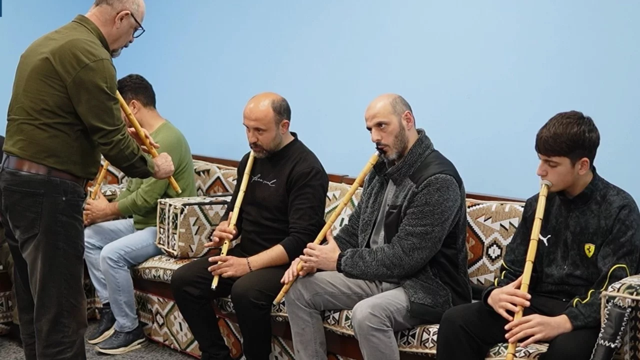 Kestel Belediyesi, ney, mey ve kaval kurslarıyla Anadolu'nun köklü müzik geleneğini yaşatıyor