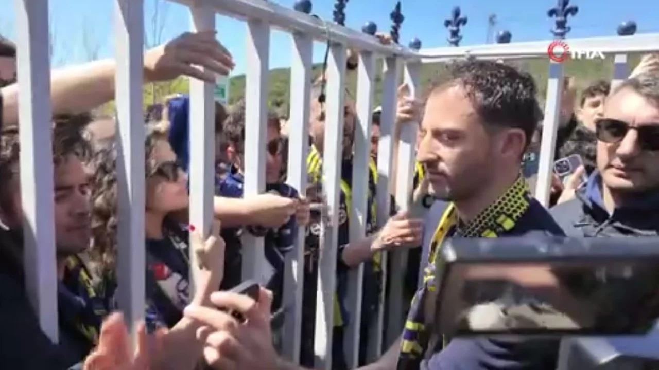 Fenerbahçe'de ayrılık sonrası Tedesco'ya taraftardan yoğun ilgi