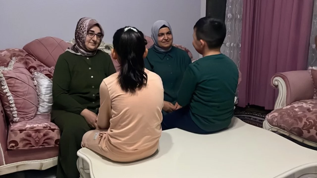 İlkokulda dehşet: Veliler 2 çocuğu darp etti