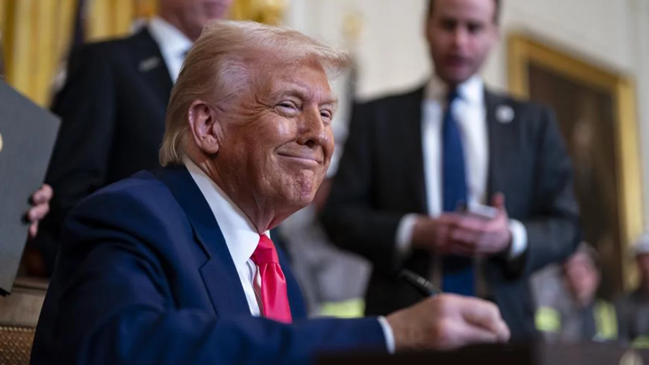 Trump'tan Almanya Başbakanı'na sert sözler: "Ne konuştuğunu bilmiyor"