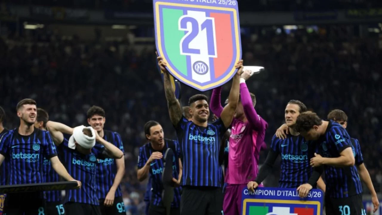 Inter şampiyon oldu: Hakan Çalhanoğlu ikinci kez zirvede
