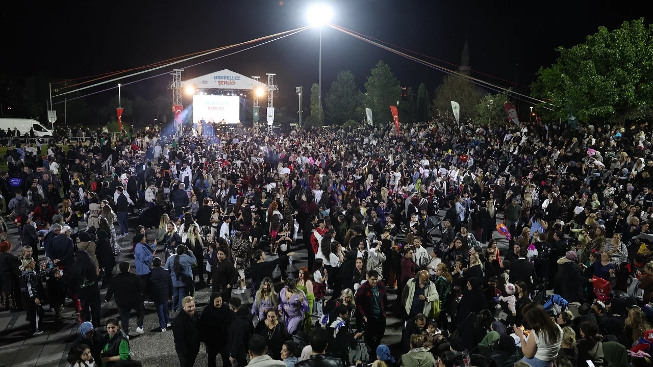 Osmangazi'de baharın müjdesi 'Hıdırellez' coşkuyla kutlandı