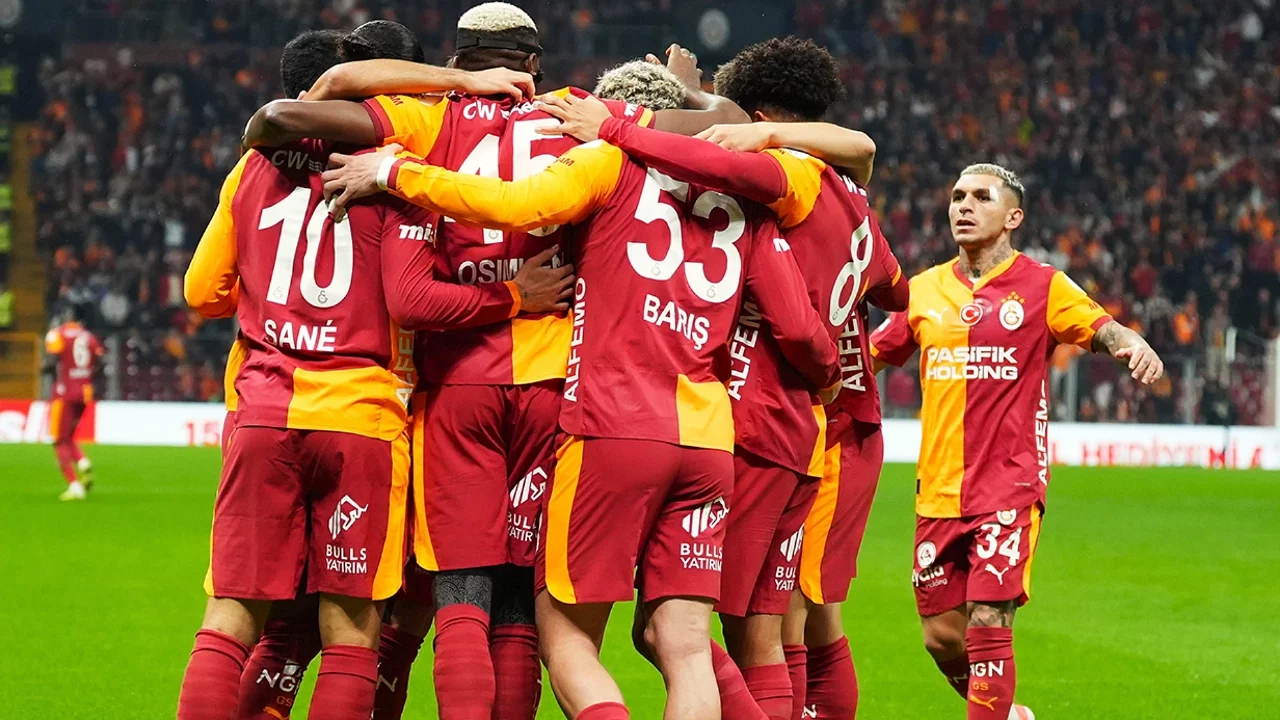 Galatasaray Antalyaspor'u Yenerse Şampiyonluğunu İlan Edecek
