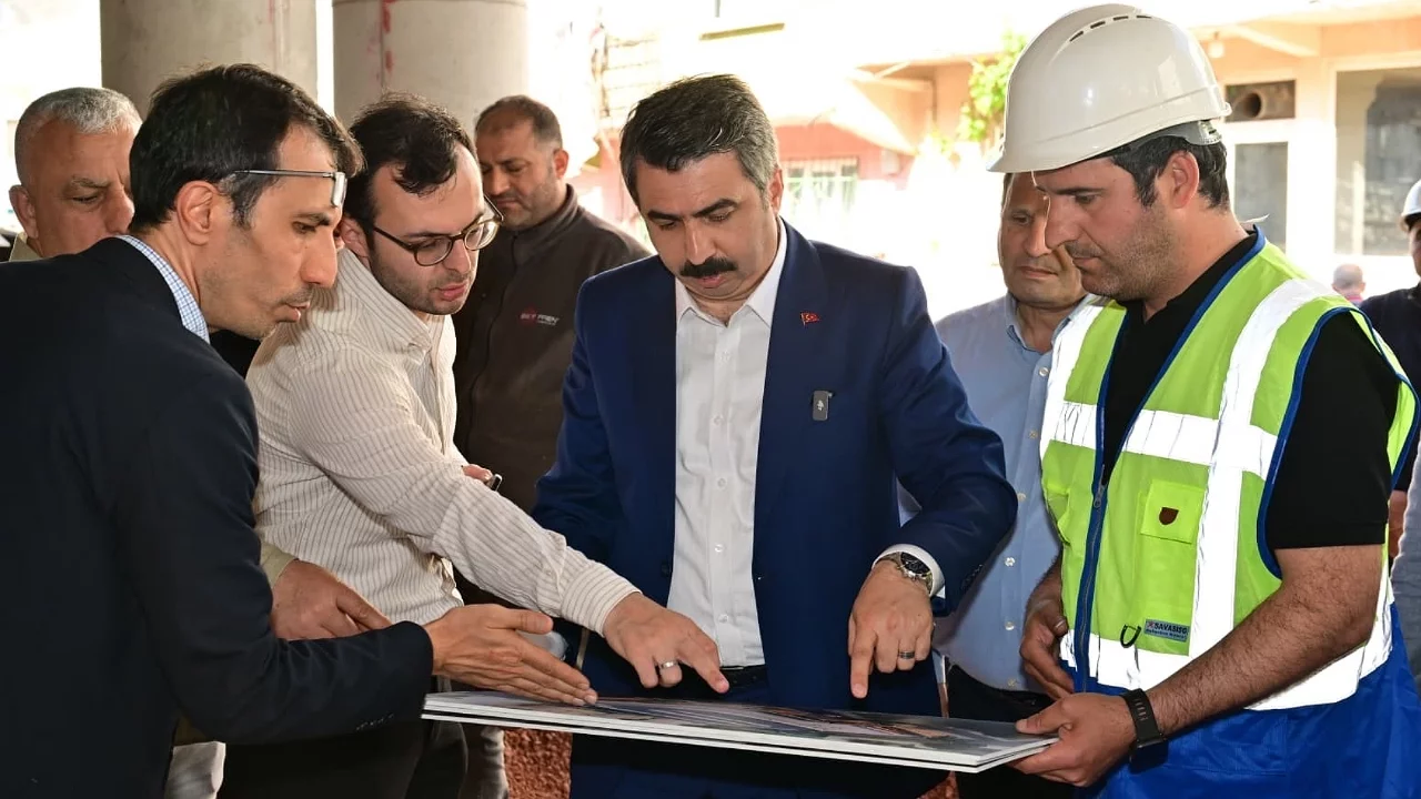 Yavuzselim Kapalı Pazar Alanı'nda yol yarılandı