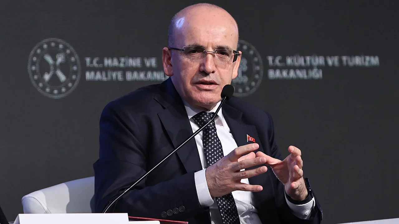 Bakan Şimşek: Cari açıktaki artış yönetilebilir seviyede kalacak