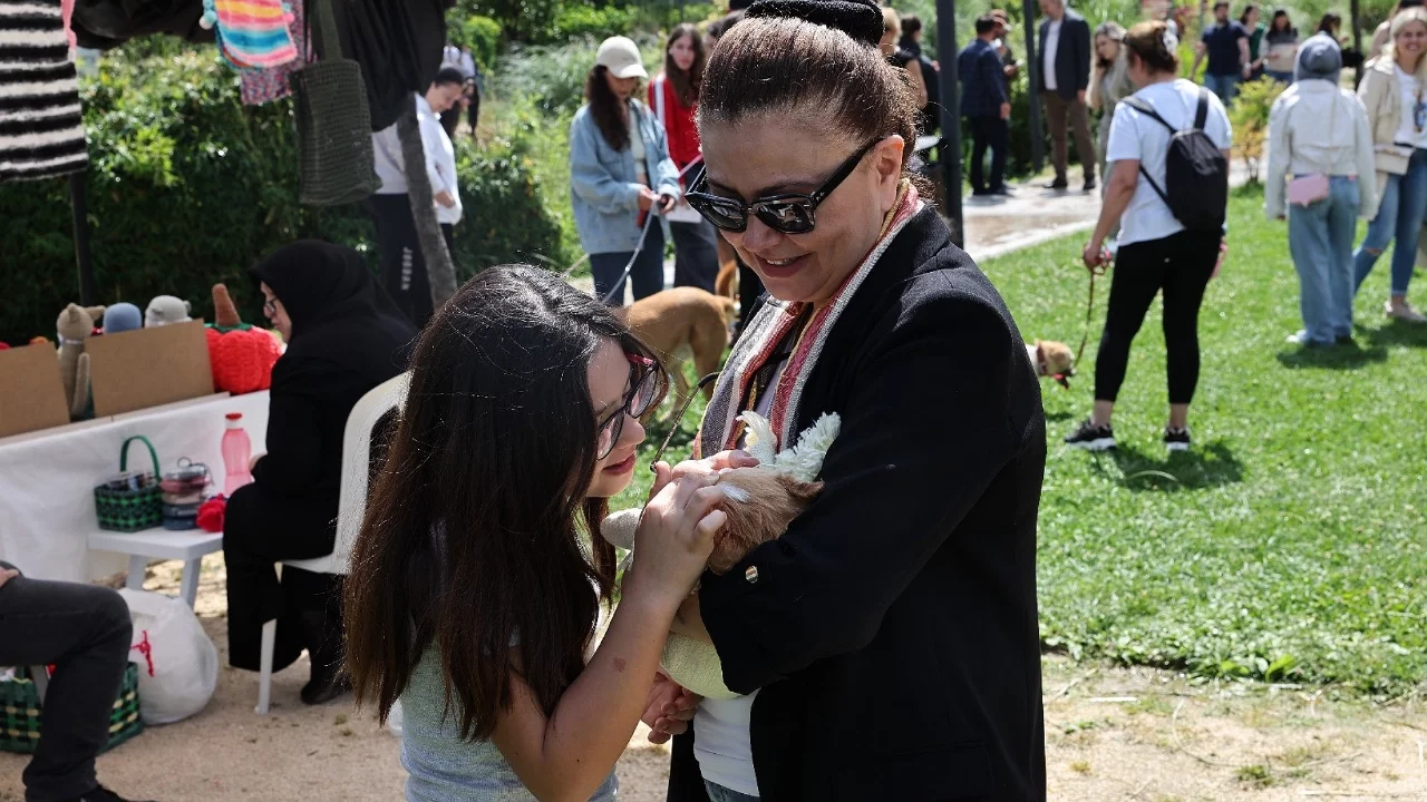 Sahiplendirme Şenliği'nde can dostlara yeni yuva